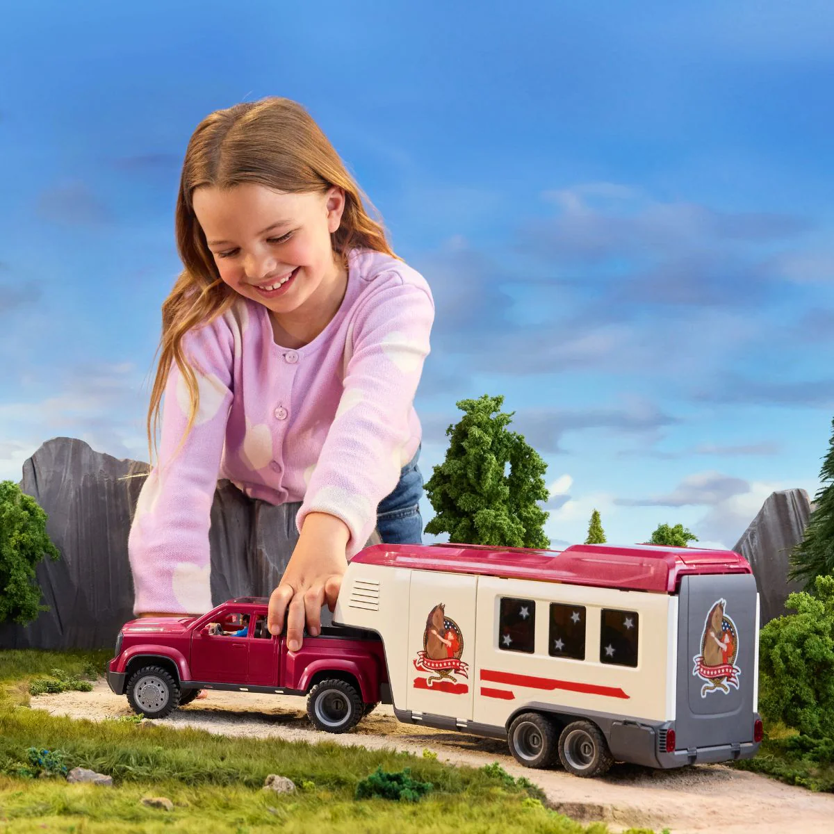 Lakeside Truck and Trailer - Image 2