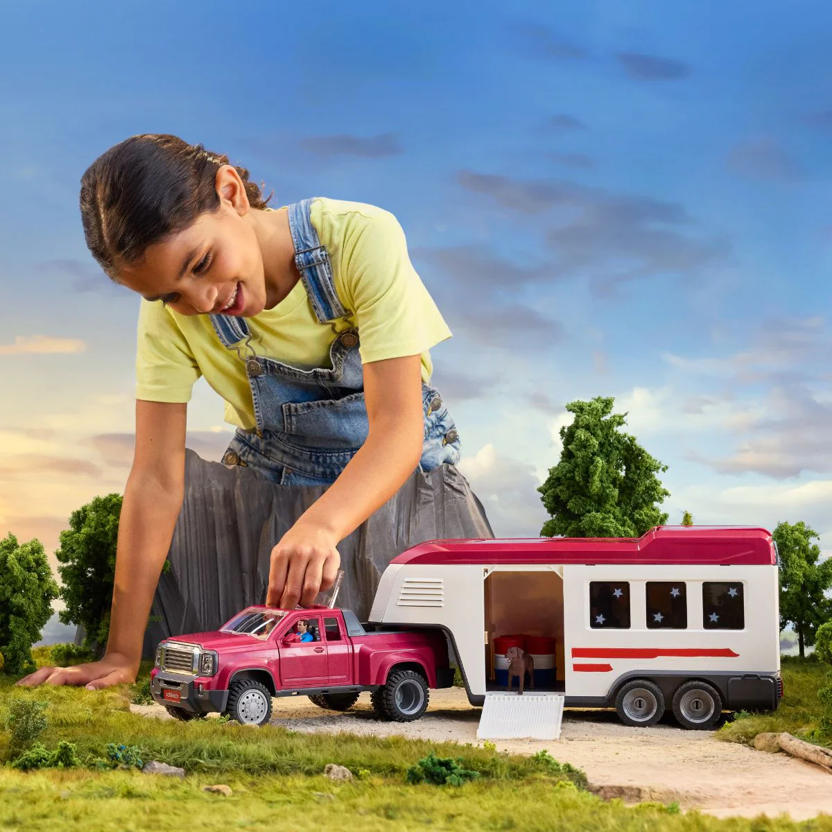 Lakeside Truck and Trailer - Image 3