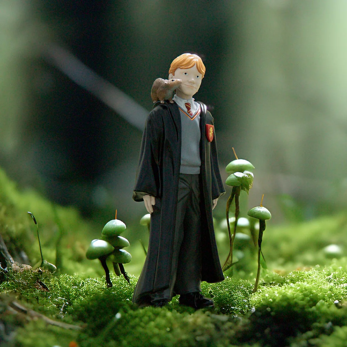 Ron Weasley™ & Scabbers™ - Image 2